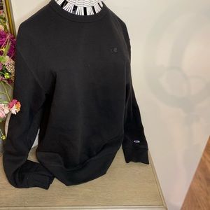 Champion crew neck women’s sweat shirt